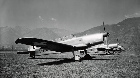Erstlingswerk Pilatus P2 FLUG REVUE