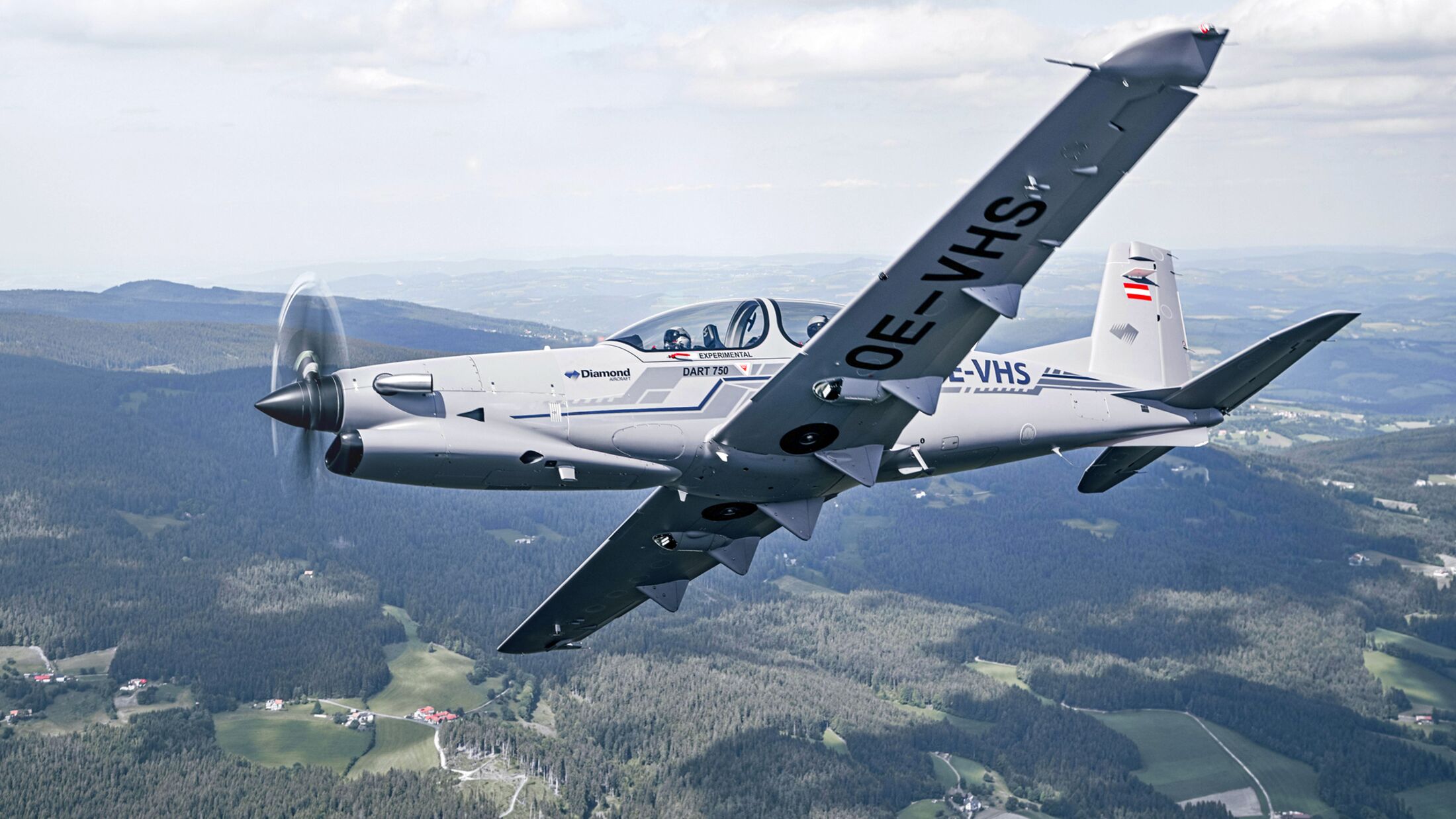Diamond Aircraft DART-750 startet zum Erstflug FLUG REVUE