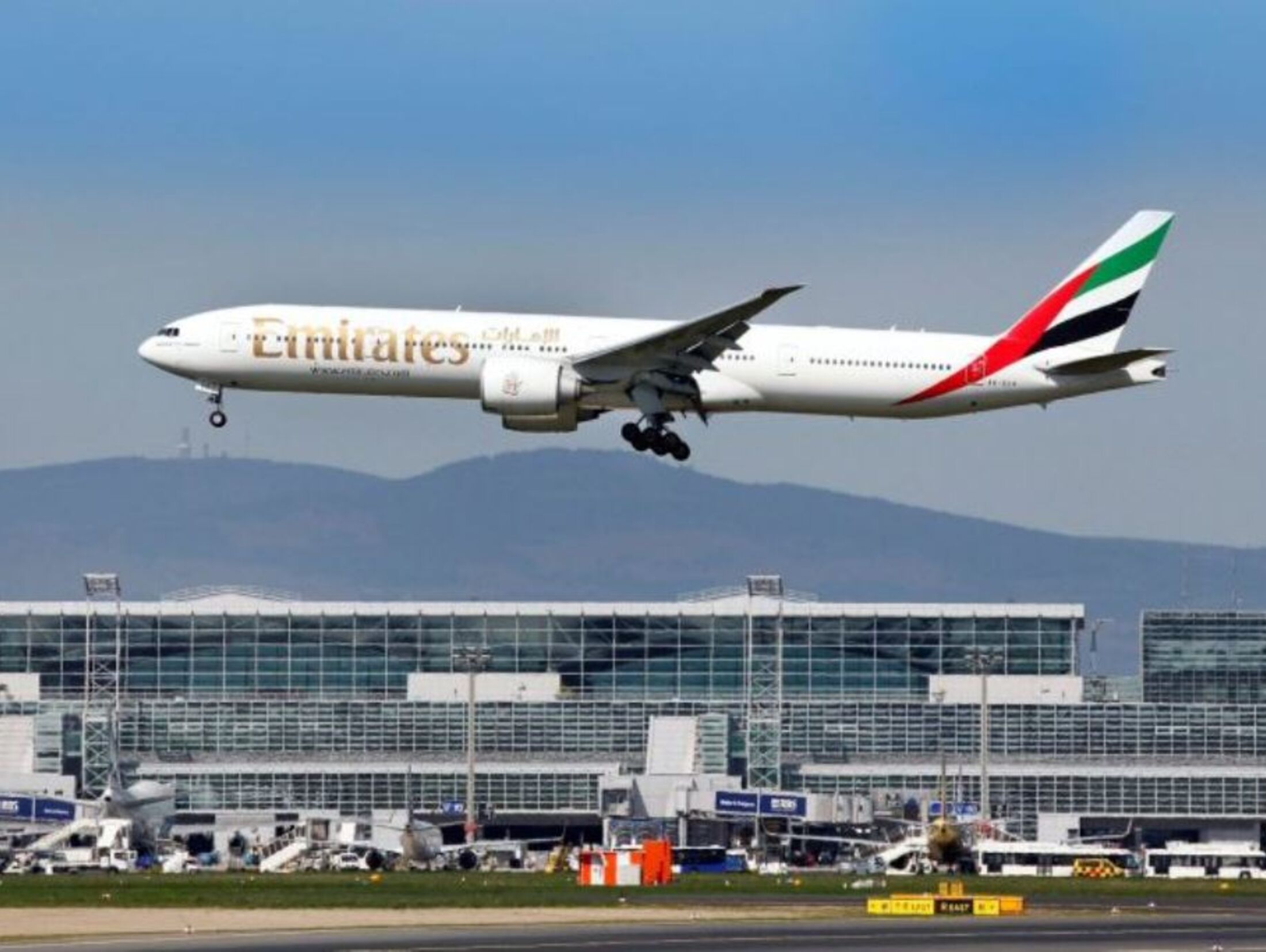 Emirates: Dreimal täglich A380 nach Frankfurt | FLUG REVUE